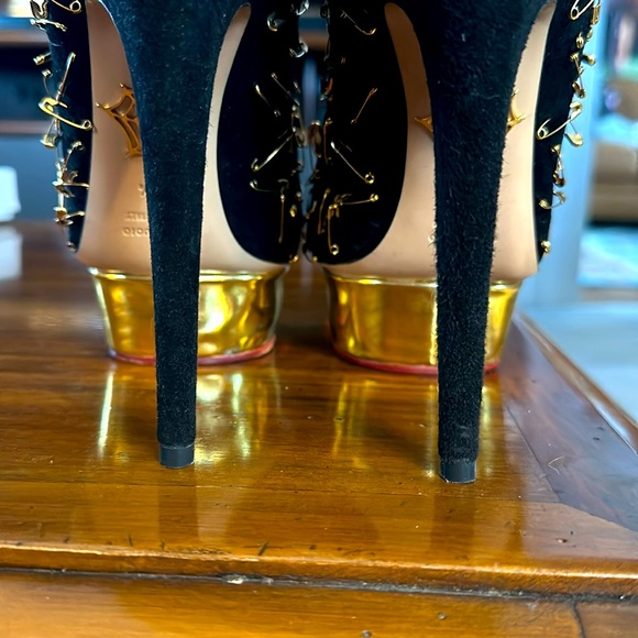 Charlotte Olympia x Tom Binns Suede Gold Safety Pin Platform Heels EU 38.5 - Picture 7 of 12